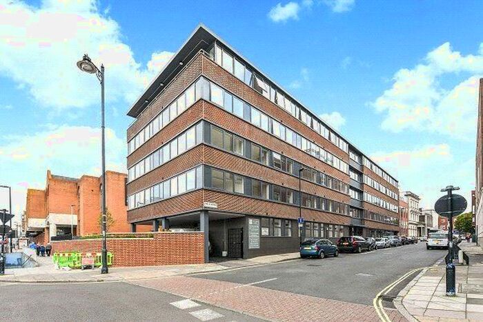 1 Bedroom Flat To Rent In Ogle Road, Southampton, Hampshire, SO14