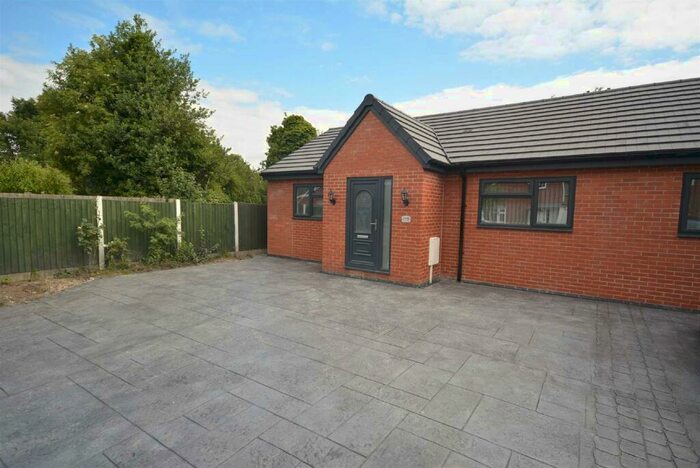 2 Bedroom Detached Bungalow To Rent In Station Road, Hatton, Derby, DE65