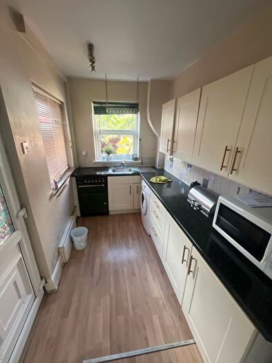 2 Bedroom Terraced House To Rent In Denmark Road, Leicester, LE2