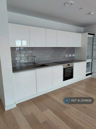2 Bedroom Flat To Rent In Laker House, London, E16