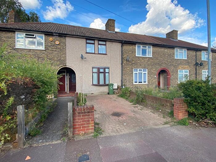 3 Bedroom Terraced House For Sale In Coleman Road, Dagenham, RM9