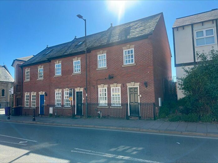 3 Bedroom Town House To Rent In St Cuthberts Street, Bedford, MK40