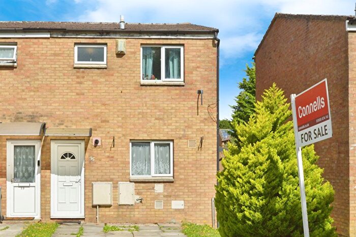 2 Bedroom End Terrace House For Sale In Bramble Avenue, Conniburrow, Milton Keynes, MK14