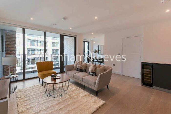 2 Bedroom Flat To Rent In Gorsuch Place, Shoreditch, E2