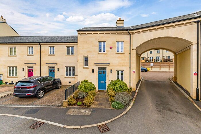 2 Bedroom Semi Detached House For Sale In Lascelles Avenue, Bath, Somerset, BA2
