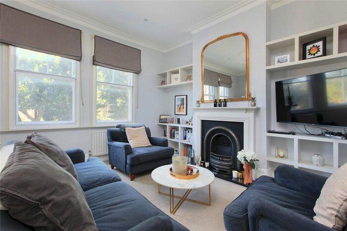 2 Bedroom Maisonette To Rent In Tooting Bec Road, Tooting, SW17