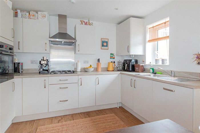 2 Bedroom Flat For Sale In Cowleaze Path, Banwell, Somerset, BS29