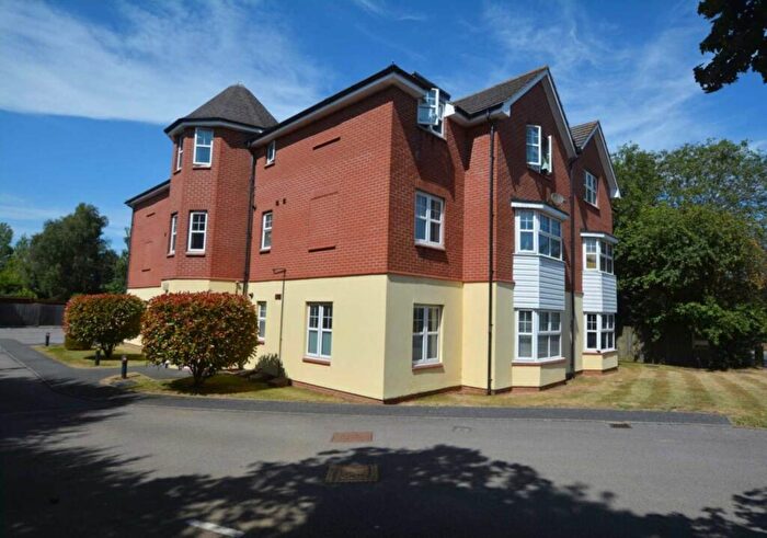 2 Bedroom Apartment To Rent In Kettering Road North, Northampton, NN3