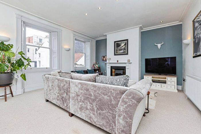 2 Bedroom Flat For Sale In Blackwellgate, Darlington, Durham, DL1