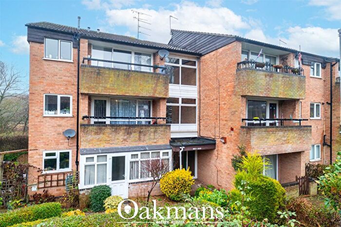 2 Bedroom Flat For Sale In The Scotlands, Droitwich, Worcestershire, WR9