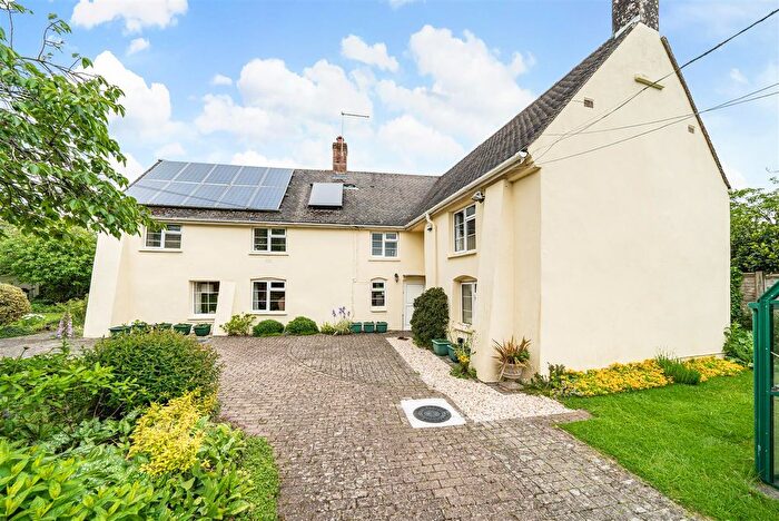 4 Bedroom Detached House For Sale In Sackville Street, Winterborne Kingston, Blandford Forum, DT11