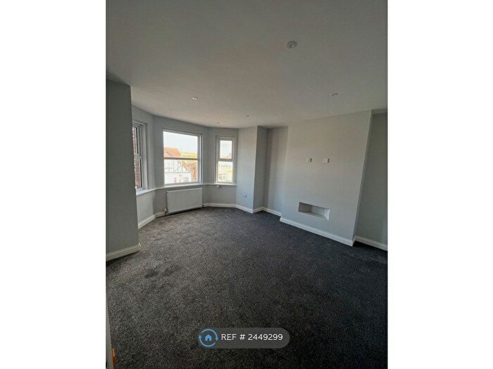 2 Bedroom Maisonette To Rent In Bexhill Road, St. Leonards-On-Sea, TN38