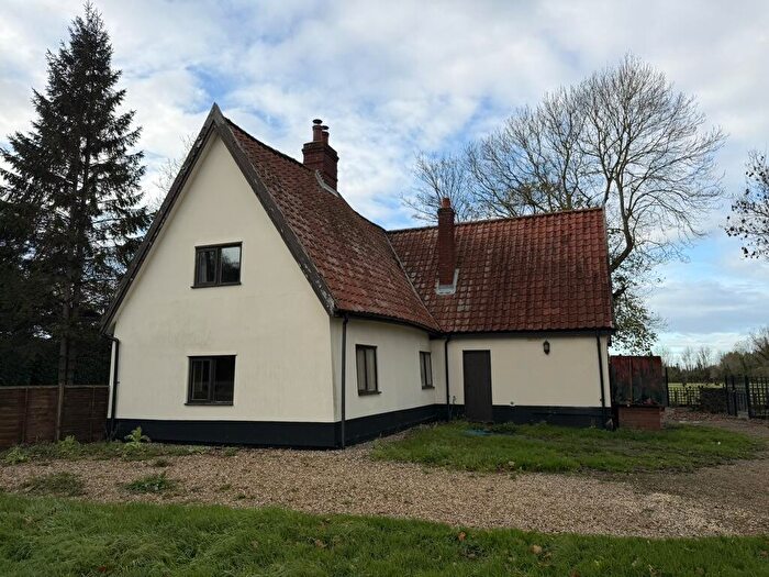 3 Bedroom House To Rent In Buckle Cottage, Puddledock, Old Buckenham, Attleborough, Norfolk, NR17
