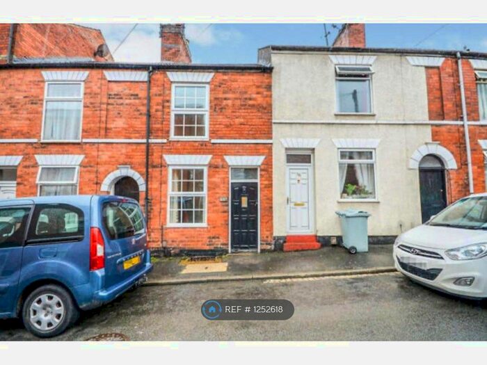 2 Bedroom Terraced House To Rent In Oxford Street, Grantham NG31