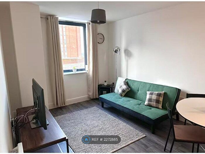 2 Bedroom Flat To Rent In Queens House, Sheffield, S1