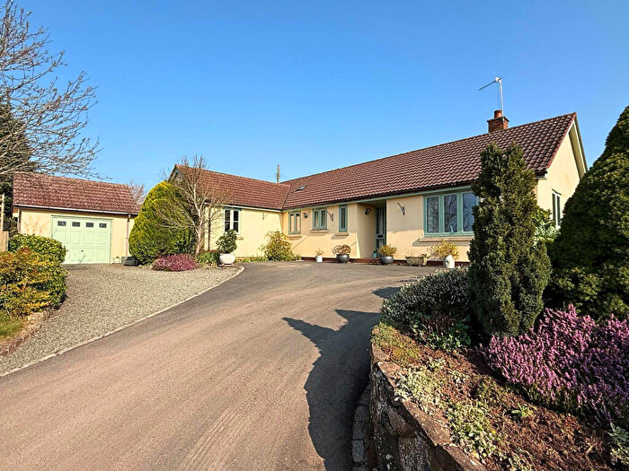 4 Bedroom Bungalow For Sale In Gallop View, Sellack, HR9