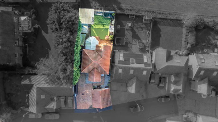 5 Bedroom Detached House For Sale In Mulberry Lea, Upwell, PE14