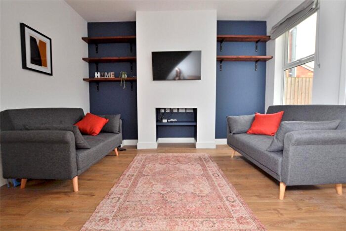 4 Bedroom Terraced House To Rent In Swan Road, Gloucester, Gloucestershire, GL1