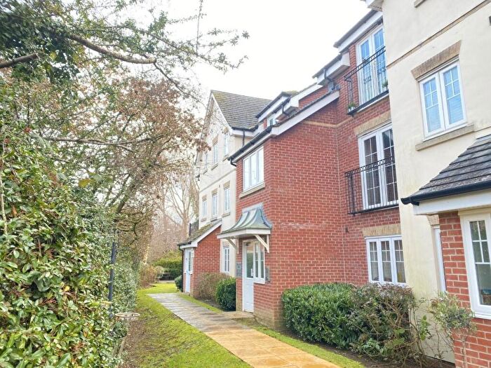 2 Bedroom Apartment To Rent In Meadowview, Hungerford, RG17