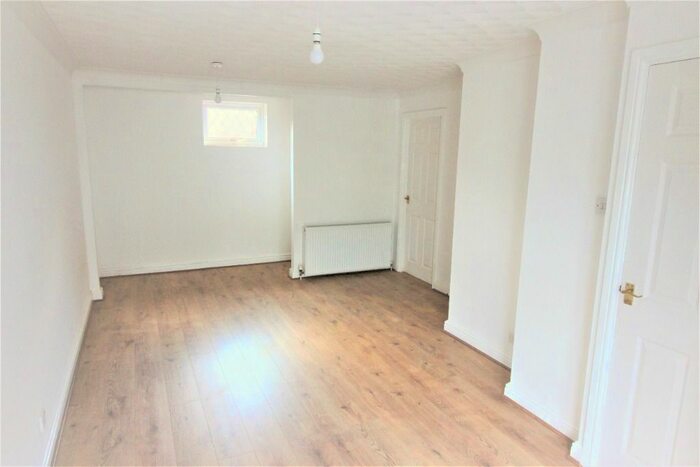 2 Bedroom Terraced Bungalow To Rent In Burscough Street, Ormskirk, L39