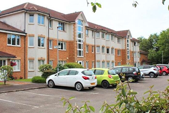 2 Bedroom Flat To Rent In Sunningdale Place, Helensburgh, G84