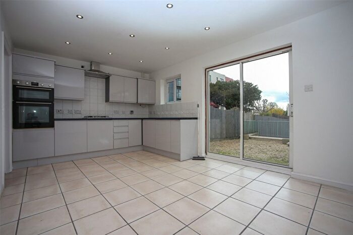 4 Bedroom Terraced House To Rent In Sheldons Court, Winchcombe Street, Cheltenham, Gloucestershire, GL52