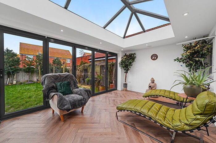 4 Bedroom Detached House For Sale In Oatside, Kirby Cross, Frinton, Essex, CO13