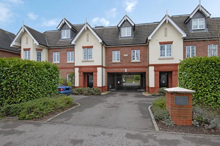 2 Bedroom Apartment To Rent In Ascot, Berkshire, SL5