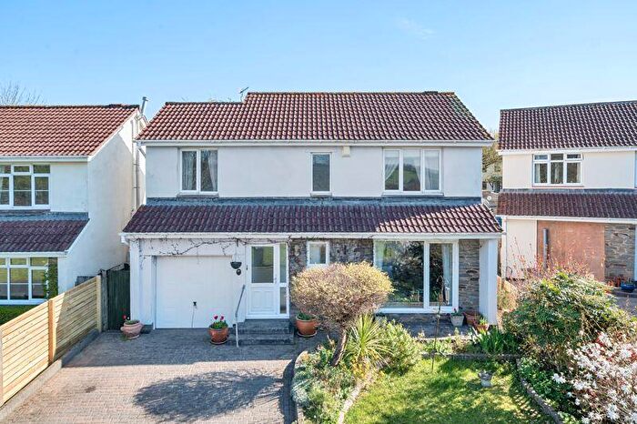 4 Bedroom Detached House For Sale In Wrefords Close, Exeter, EX4