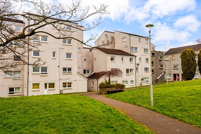 2 Bedroom Duplex For Sale In Maitland Court, Helensburgh, Argyll And Bute, G84