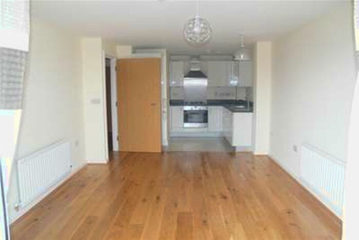 1 Bedroom Flat To Rent In Skerne Road, Kingston, KT2