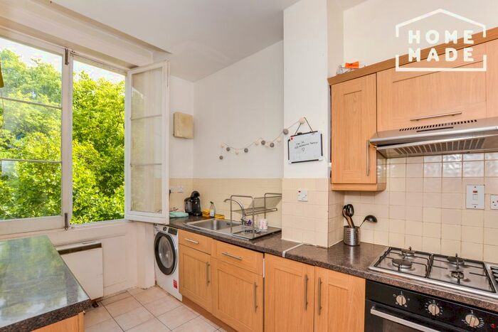 3 Bedroom Flat To Rent In Westbourne Terrace, Paddington, W2