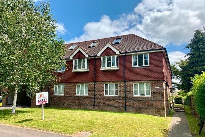 1 Bedroom Flat To Rent In Marlow Court, Crowborough, TN6