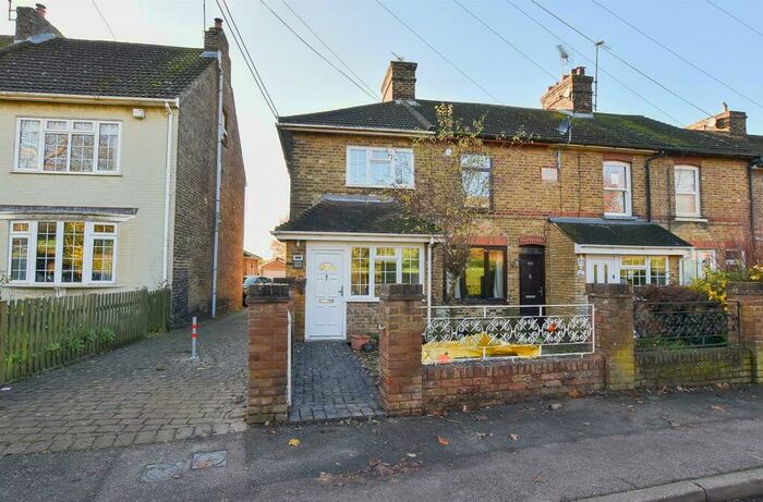 2 Bedroom End Of Terrace House To Rent In Rochester Road, Burham, ME1