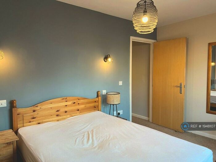 1 Bedroom Flat To Rent In Enstone Road, Brimsdown London, EN3