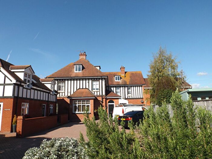 1 Bedroom Property To Rent In Cranford Avenue, Exmouth, EX8