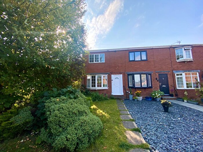 2 Bedroom House To Rent In Cropton Grove, Bingham, NG13