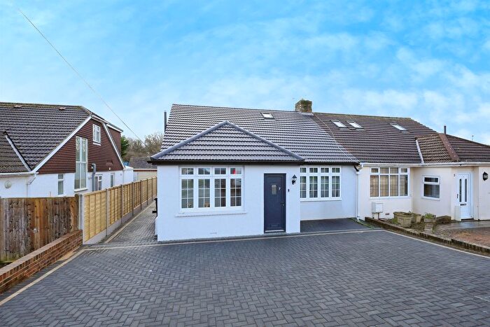 5 Bedroom Semi-Detached Bungalow For Sale In Brightling Road, Polegate, BN26