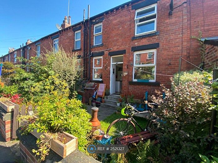 1 Bedroom Terraced House To Rent In Highbury Road, Leeds, LS6