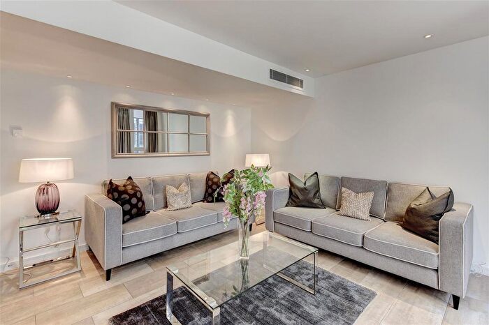 2 Bedroom Flat To Rent In Imperial House, Young Street, London, W8