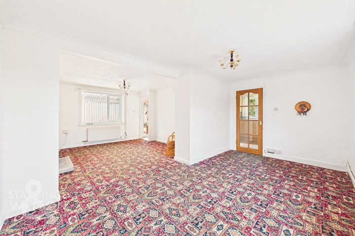 3 Bedroom Semi-Detached House For Sale In Church Lane, Barford, Norwich, NR9