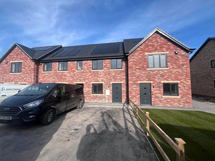 3 Bedroom Terraced House To Rent In Academy Way, Louth, LN11