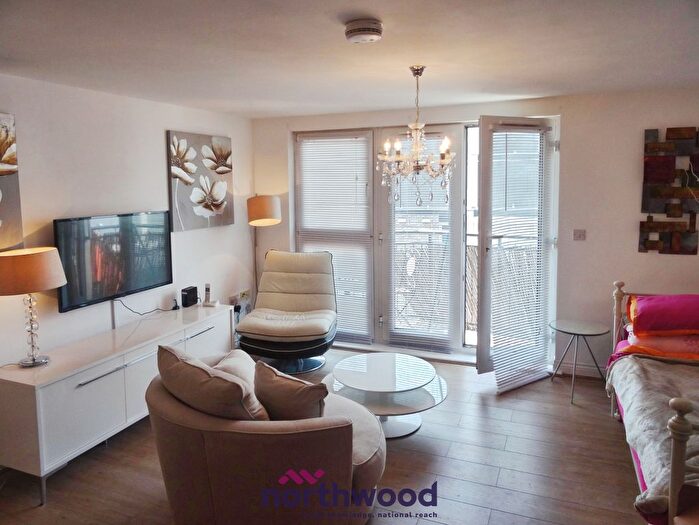 1 Bedroom Studio To Rent In New North Road, Central, Exeter, EX4