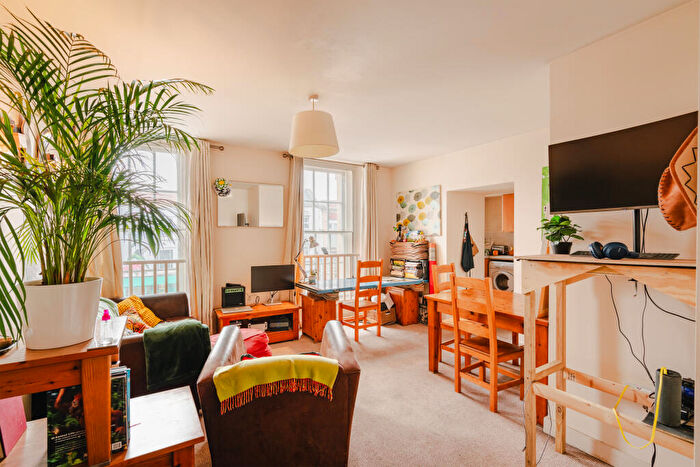 2 Bedroom Flat For Sale In St. Peters Court, Bedminster Parade, Bristol, BS3