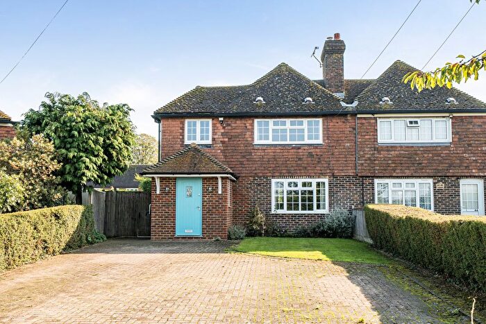 4 Bedroom Semi-Detached House For Sale In Brattle, Woodchurch, TN26