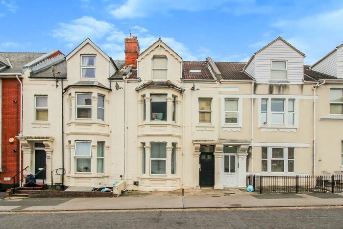 1 Bedroom Apartment To Rent In Milton Road, Town Centre, Swindon, SN1