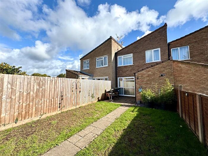 3 Bedroom Terraced House For Sale In Willow Close, Bulwark, Chepstow, NP16