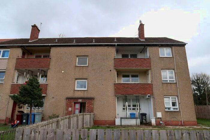 3 Bedroom Flat To Rent In Rowantree Avenue, Rutherglen, Glasgow, G73