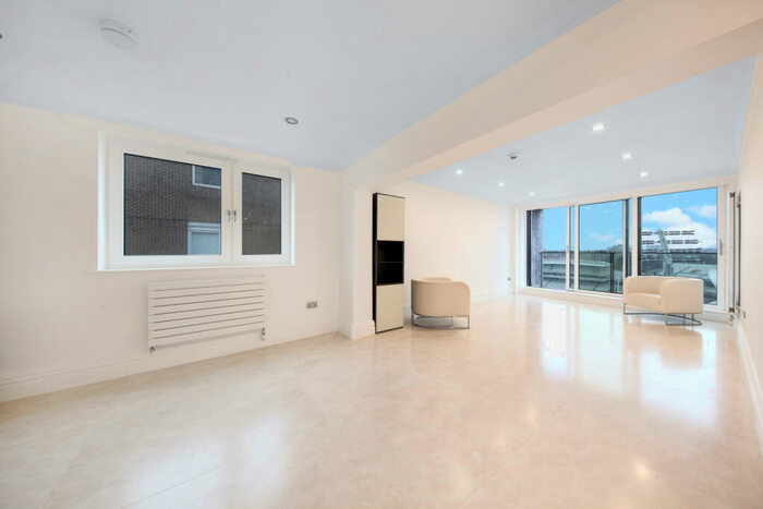 2 Bedroom Flat To Rent In Lords View, St John's Wood, NW8