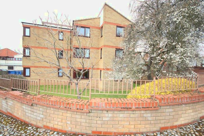 1 Bedroom Flat To Rent In Beaulands Close, Cambridge, CB4